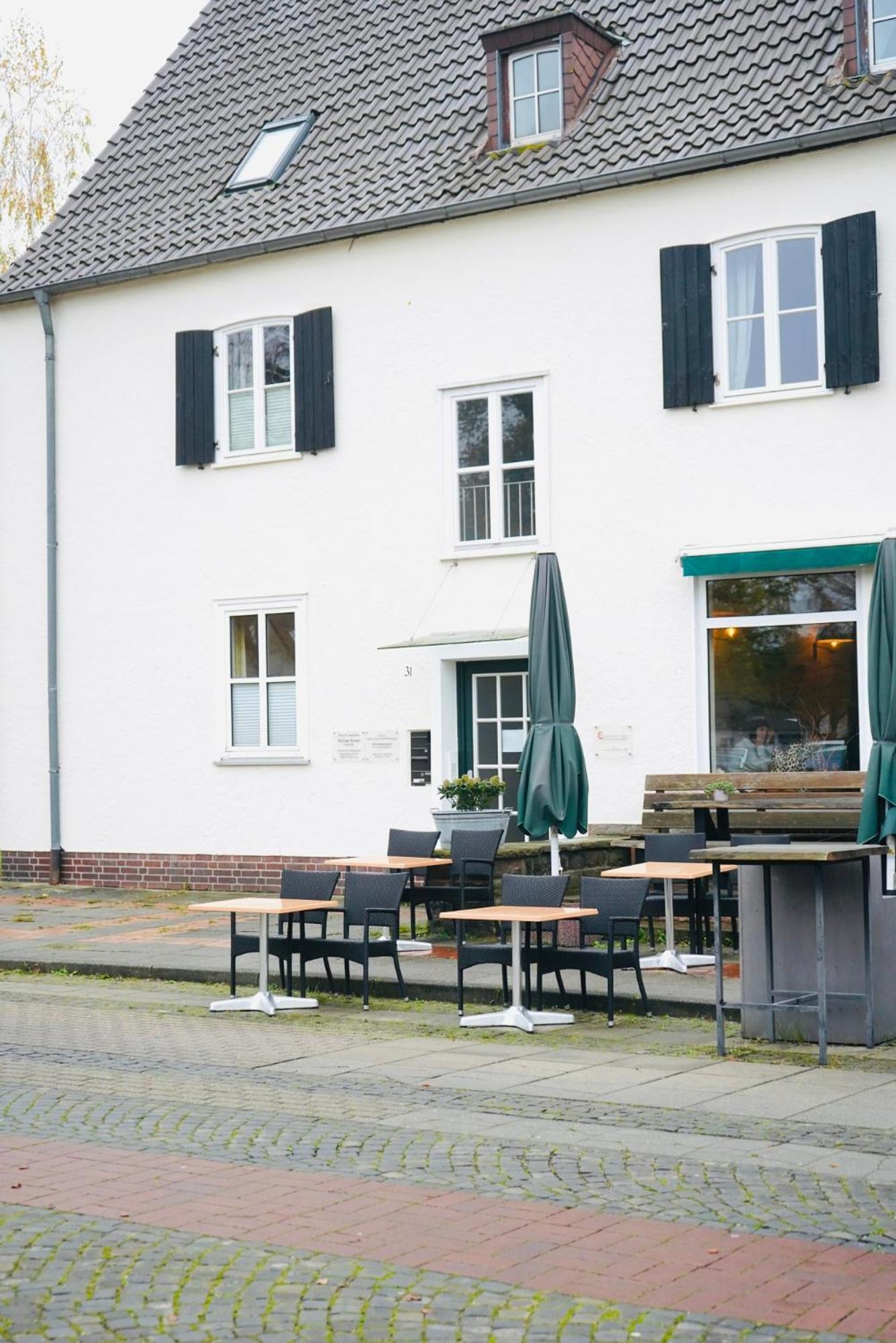 Stilvolles Apartment In Stadtnaehe-Parkplatz- 4 Personen- Balkon Wolfsburgo Exterior foto